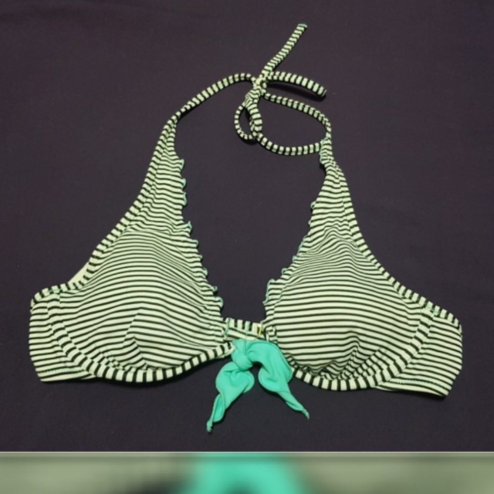 Victoria's secret bikini top